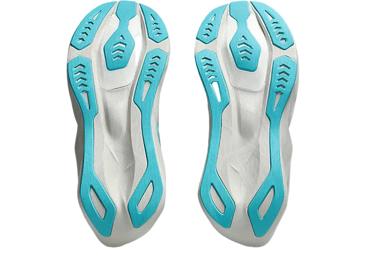 Women's Asics Novablast 6