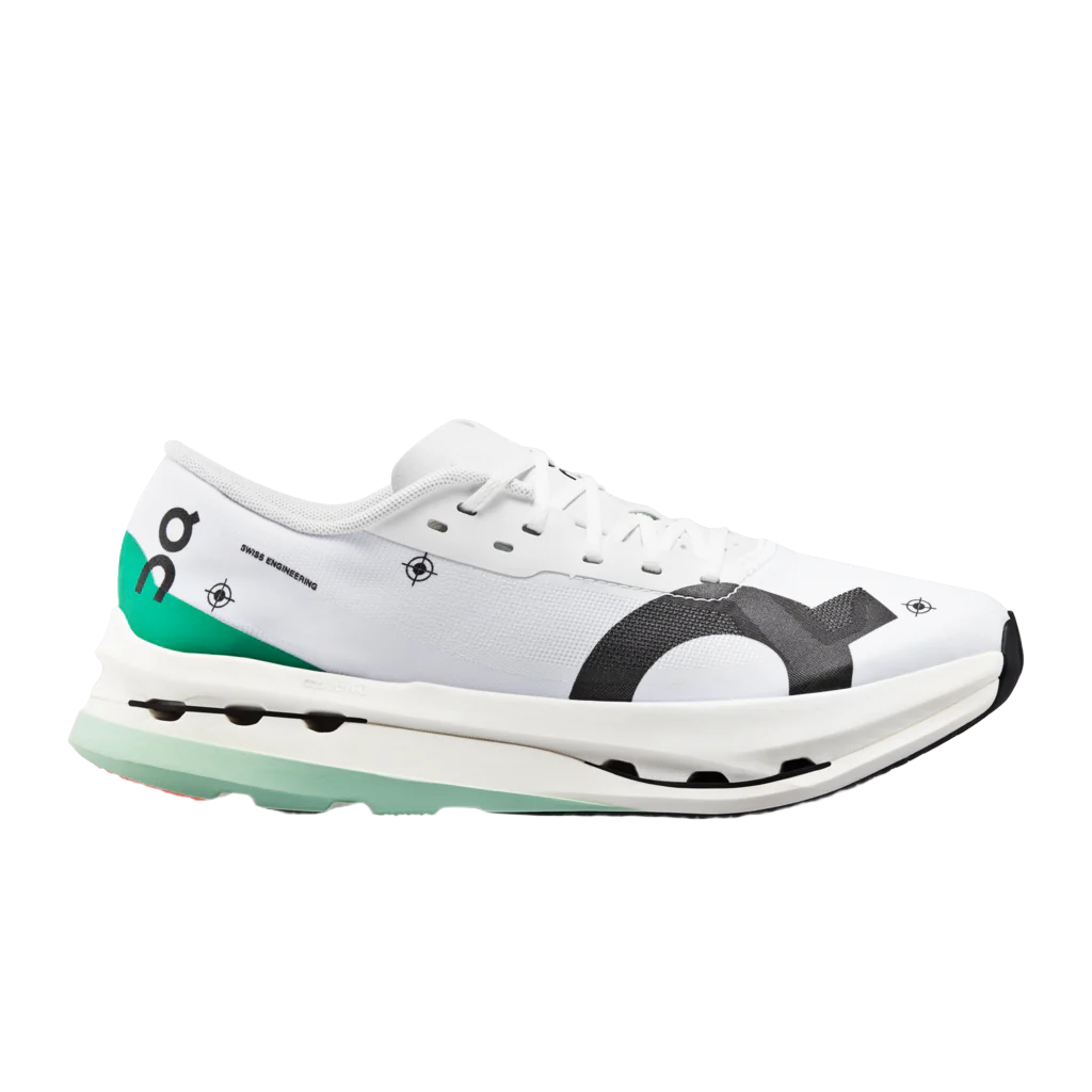 On Cloudboomecho3 ホワイト/グリーン Women's On Running Cloudboom Echo 3 – Fast Break Athletics