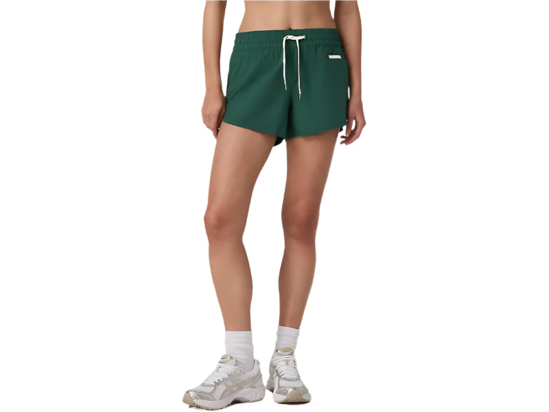 Women's Vuori Clementine 4" Short 2.0