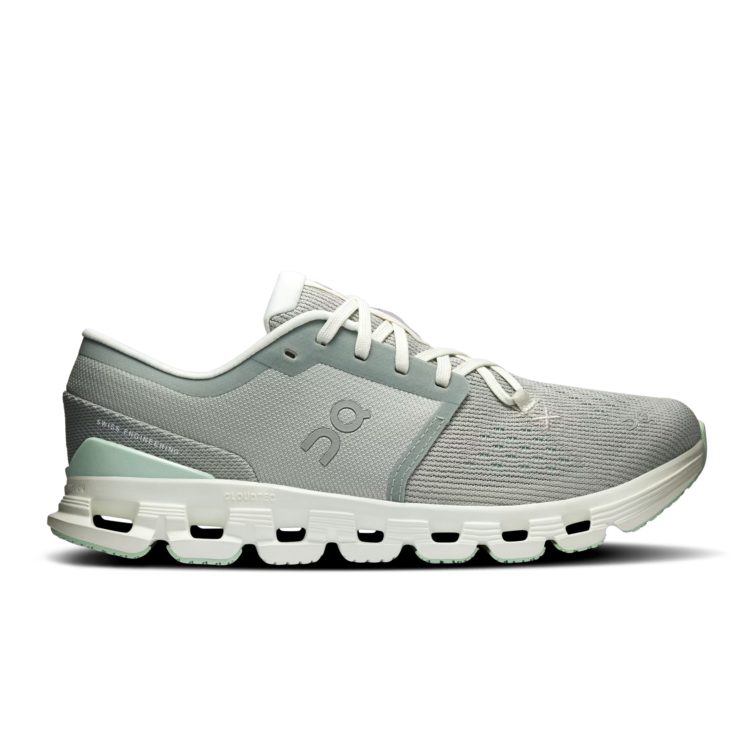 Women's On Running Cloud X 4