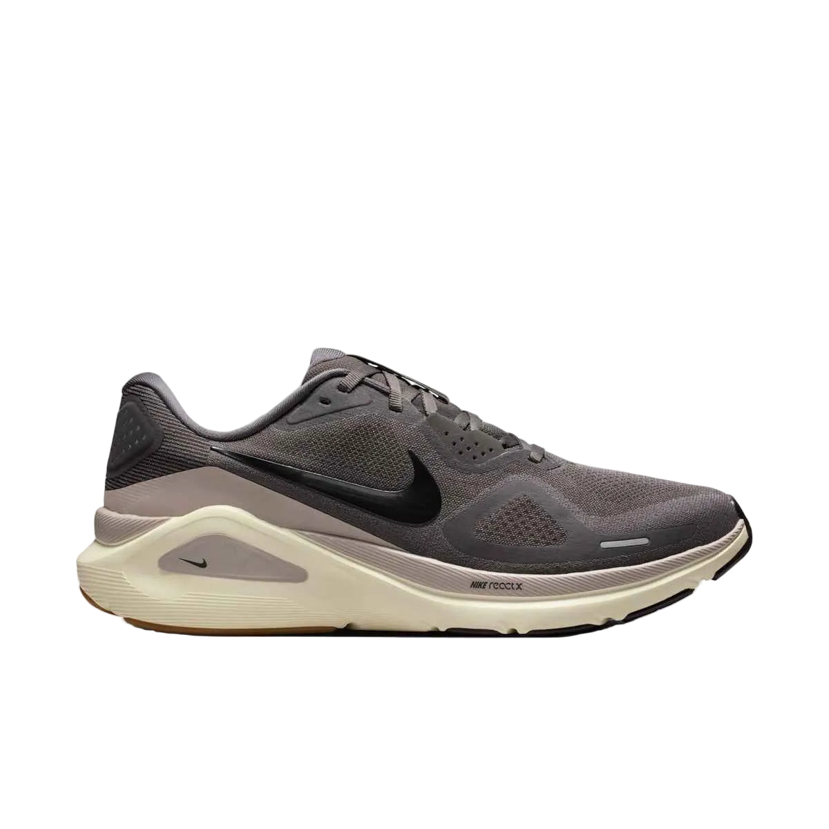 Men's Nike Structure 26