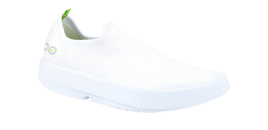 Women's OOFOOS OOmg eeZee Canvas Low Shoe