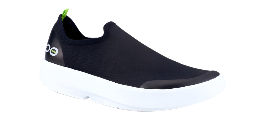 Women's OOFOOS OOmg eeZee Canvas Low Shoe