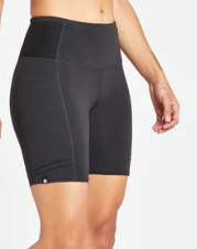 Oiselle Mid Length Pocket Jogger Shorts